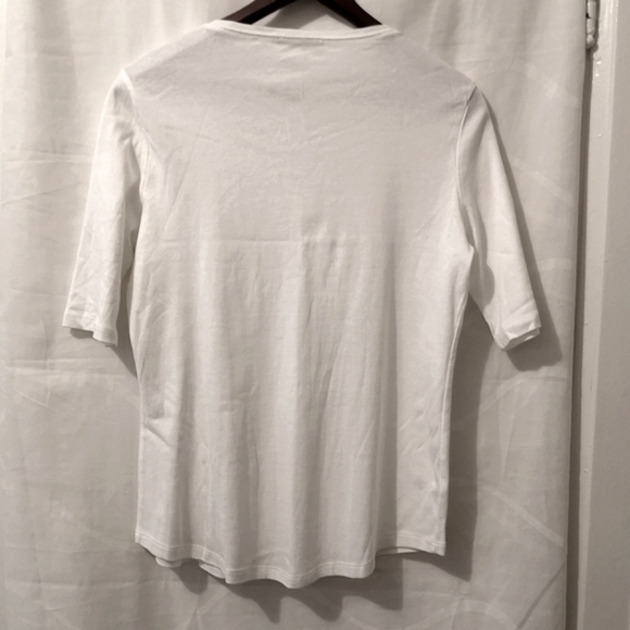 3/$20 Woolworths short sleeve top - Picture 8 of 8